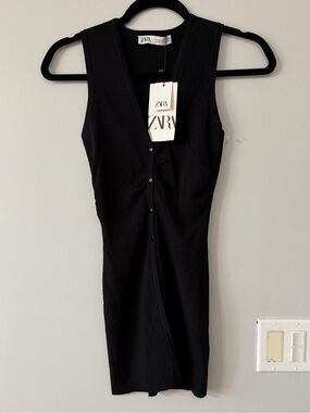 Zara Ribbed Button Front Longline Top Black Size Medium NWT